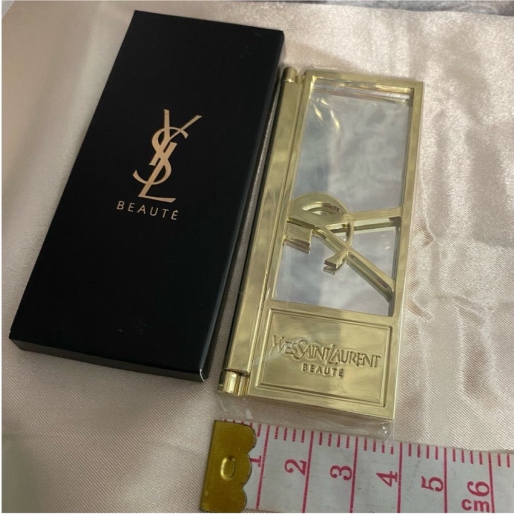YSL beauty gift mini mirror new